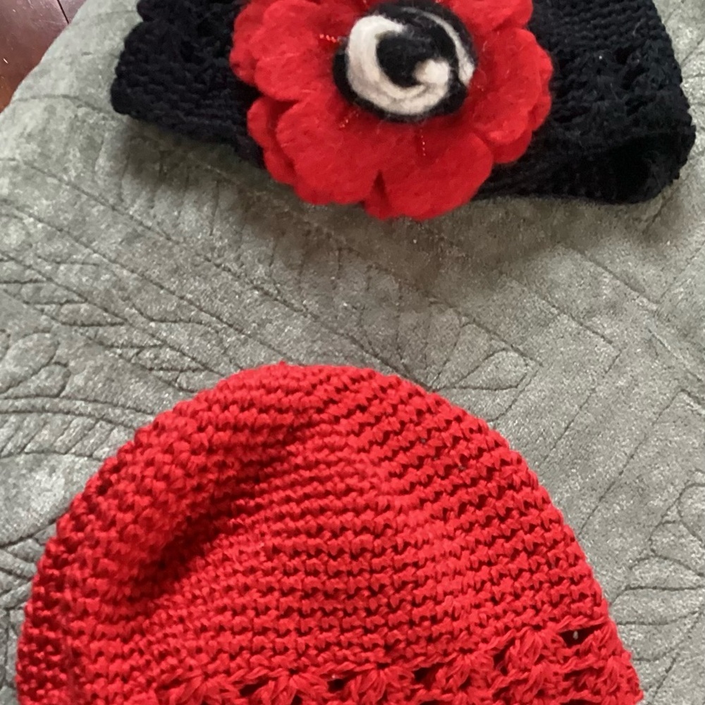 Infant caps - Picture 2 of 3